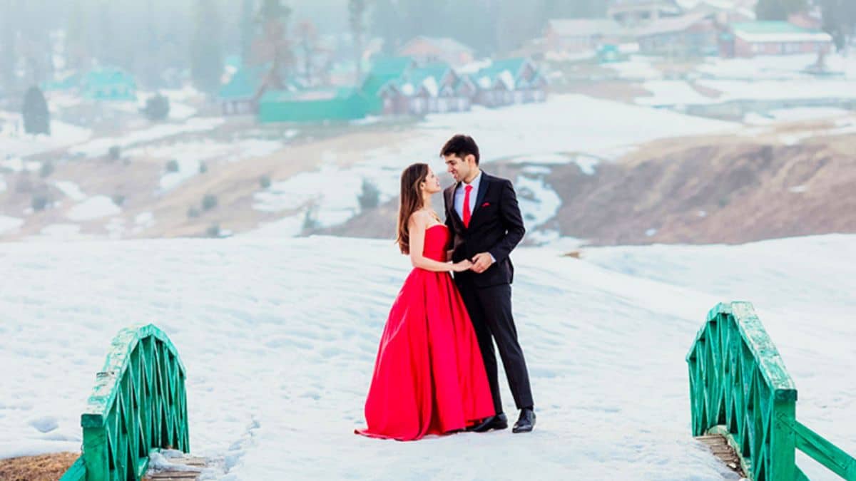  Honeymoon In Kashmir