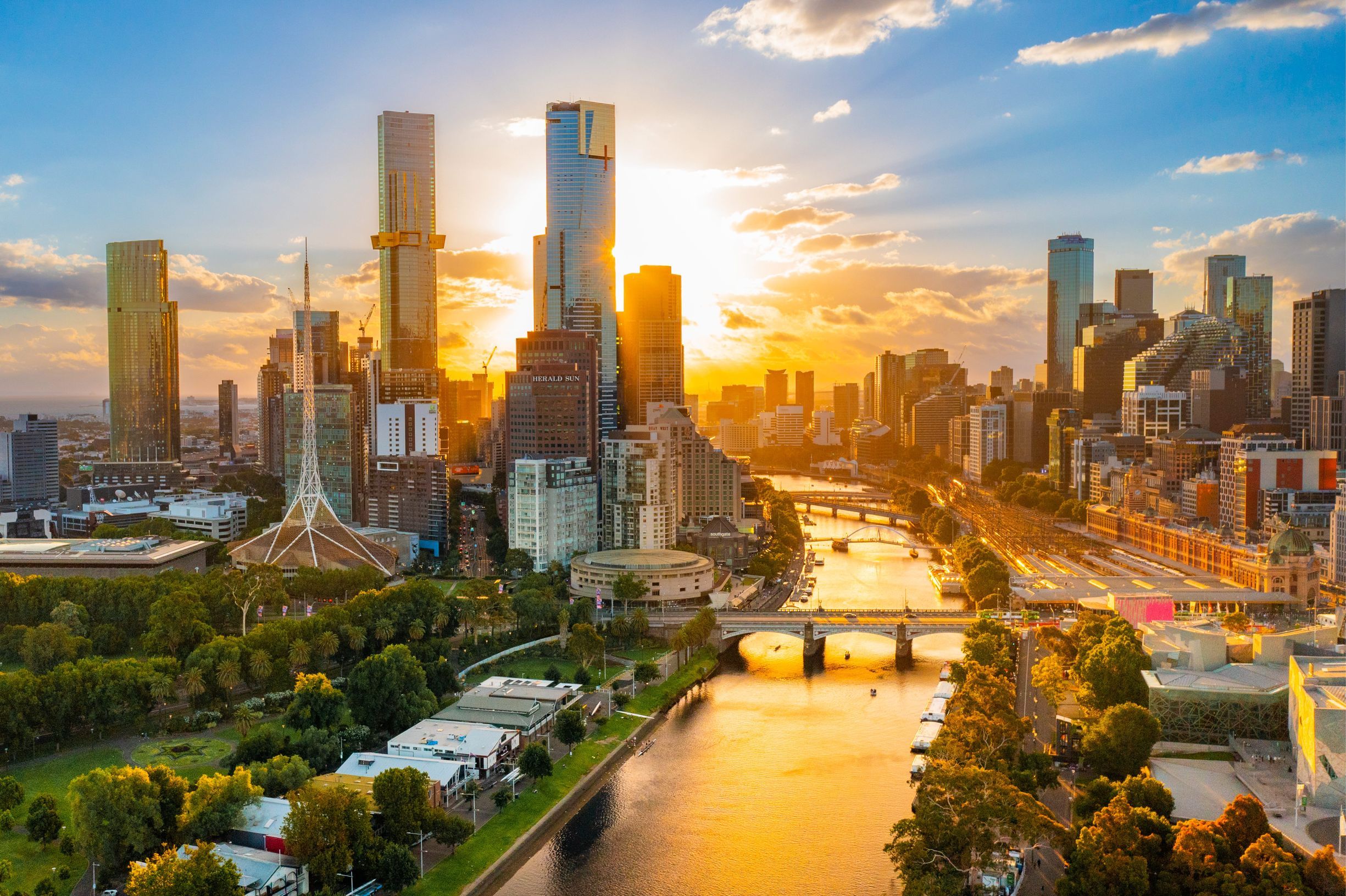 Enjoying Melbourne Tour